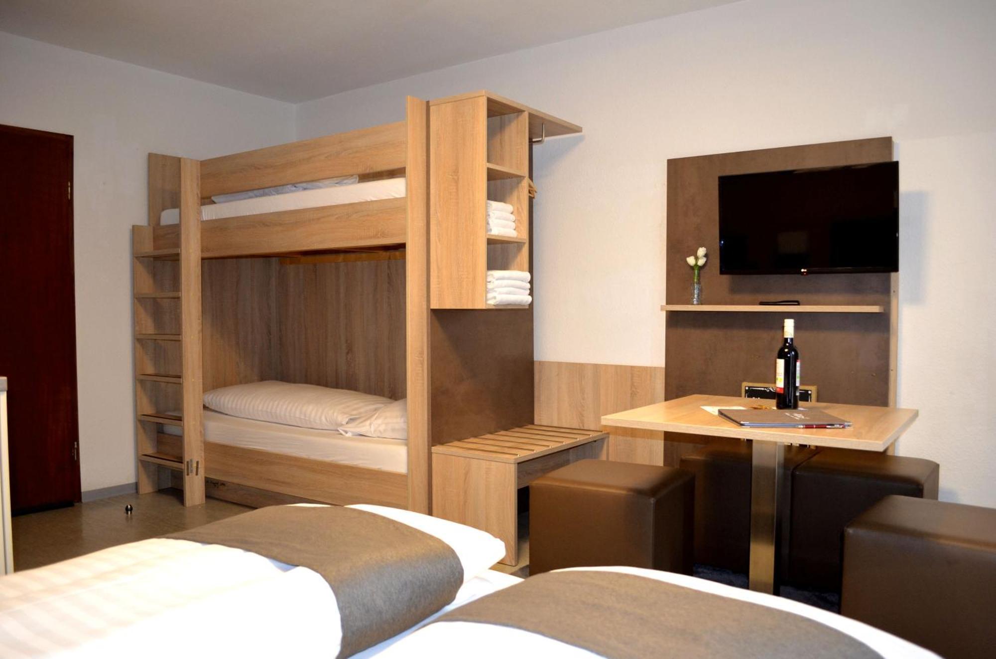 Barsbuttel Hana Aparthotel מראה חיצוני תמונה